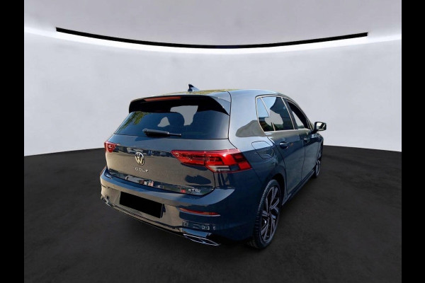 Volkswagen Golf 1.5 eTSI R-Line Automaat | Adaptive Cruise | App Connect | 18 inch