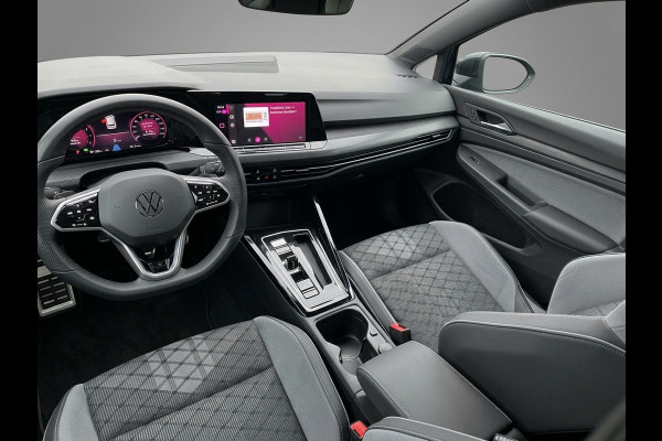 Volkswagen Golf 1.5 eTSI R-Line Automaat | Adaptive Cruise | App Connect | 18 inch