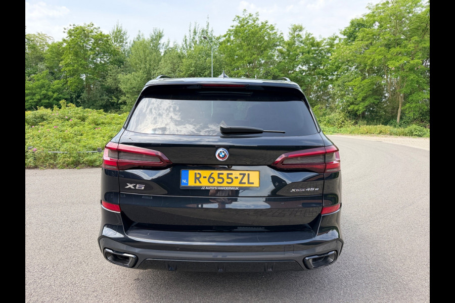 BMW X5 X-Drive 45e M-Sport -50 Jaar Edition Panoramadak Luchtvering 22"Lm Org-Ned Dealer Auto