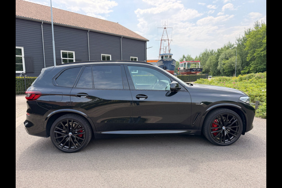 BMW X5 X-Drive 45e M-Sport -50 Jaar Edition Panoramadak Luchtvering 22"Lm Org-Ned Dealer Auto