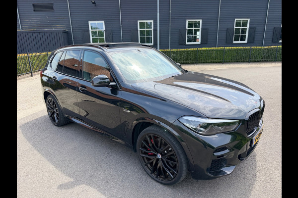 BMW X5 X-Drive 45e M-Sport -50 Jaar Edition Panoramadak Luchtvering 22"Lm Org-Ned Dealer Auto