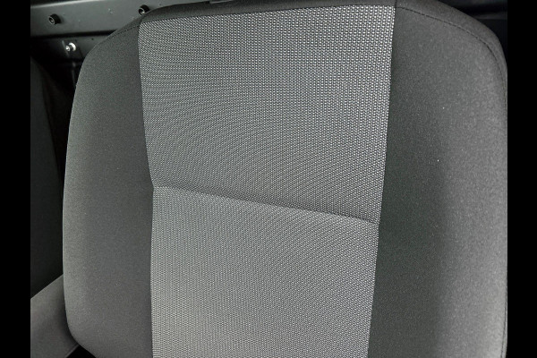 Opel Combo 130pk L1 Automaat Apple Carplay Trekhaak Parkeersensoren Airco Cruise control 2-zits