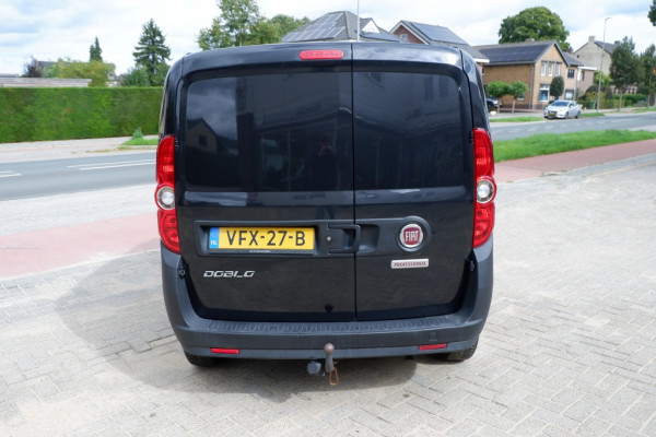 Fiat Doblò Cargo 1.6 MJ L1H1 / INCL. 6mnd Garantie / Trekhaak / Cruise-Control