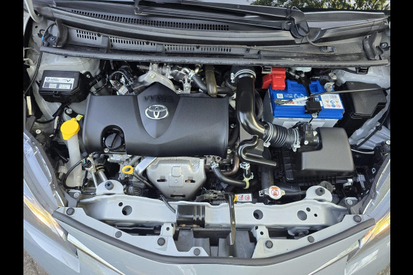 Toyota Yaris 1.5 VVT-i Active | 2E EIGENAAR | 3/6 OF 12 MND GARANTIE | CAMERA | AIRCO | NW APK |