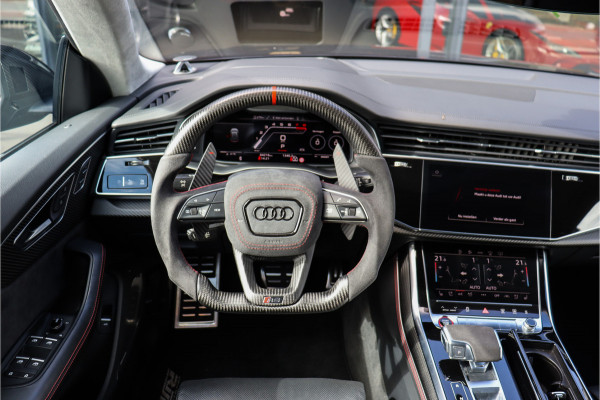 Audi RSQ8 4.0 V8 **Keramisch/Carbon exterieur/Alcantara/360/B&O**