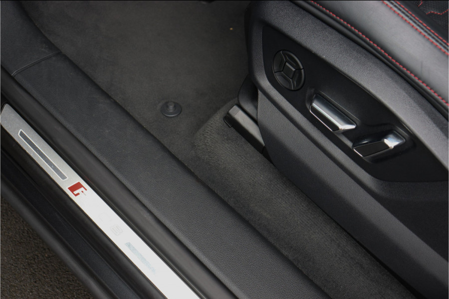 Audi RSQ8 4.0 V8 **Keramisch/Carbon exterieur/Alcantara/360/B&O**
