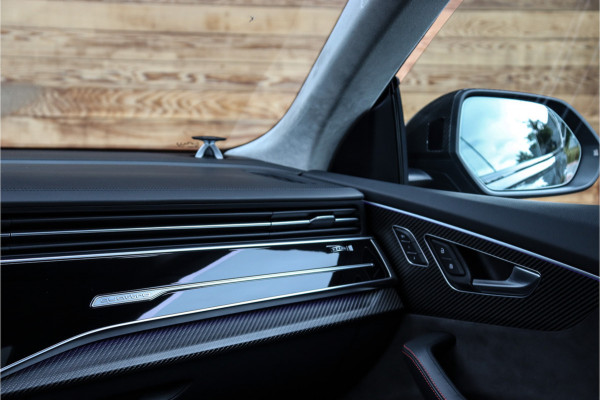 Audi RSQ8 4.0 V8 **Keramisch/Carbon exterieur/Alcantara/360/B&O**