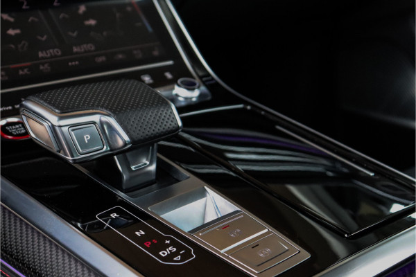 Audi RSQ8 4.0 V8 **Keramisch/Carbon exterieur/Alcantara/360/B&O**