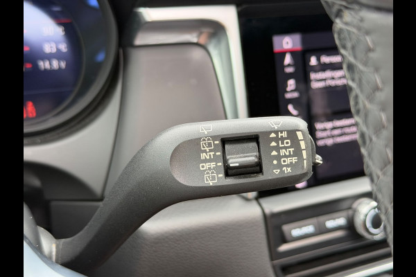 Porsche Macan 2.0 | Panoramadak | Sportchrono | Memory Seats | Elektrische Stoelen 18 Weg Verstelbaar | Apple Carplay | PDLS LED | Luchtvering | Camera | Leer | Navigatie | Dodehoekdetectie | Cruise Control |