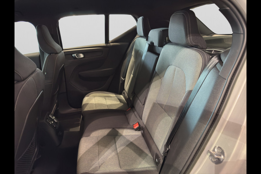 Volvo XC40 T4 Aut. Plug-in Hybrid Bright Parkeercamera Keyless 211pk