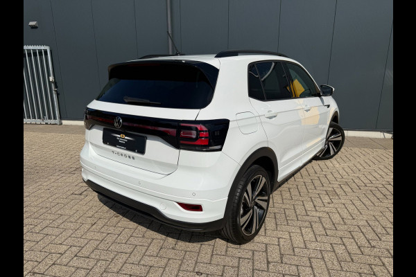 Volkswagen T-Cross 1.5 TSI DSG * R-Line * AUTOMAAT * Parkeercamera * Navigatiesysteem * Stoelverwarming *
