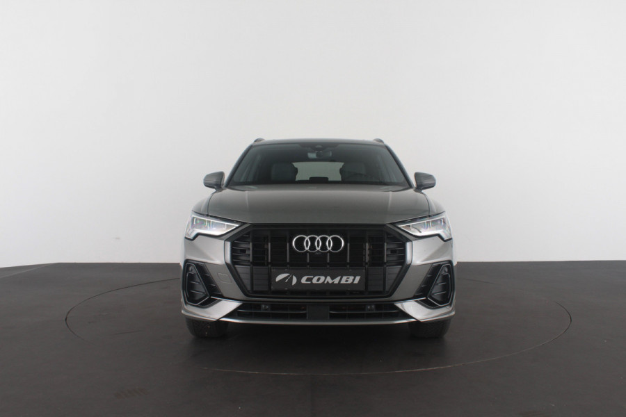 Audi Q3 45 TFSI e S edition Panodak | 245pk | Plug-in Hybride