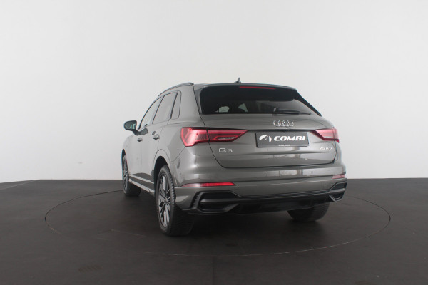 Audi Q3 45 TFSI e S edition Panodak | 245pk | Plug-in Hybride