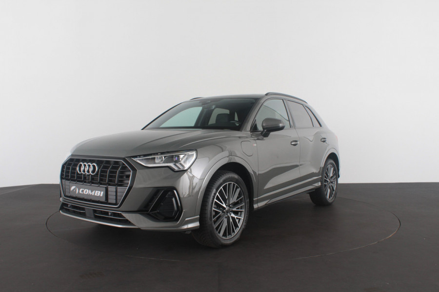 Audi Q3 45 TFSI e S edition Panodak | 245pk | Plug-in Hybride