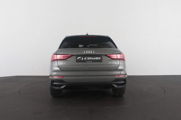 Audi Q3 45 TFSI e S edition Panodak | 245pk | Plug-in Hybride