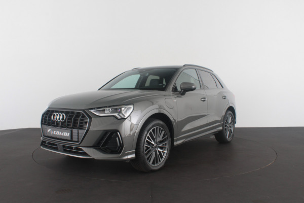 Audi Q3 45 TFSI e S edition Panodak | 245pk | Plug-in Hybride