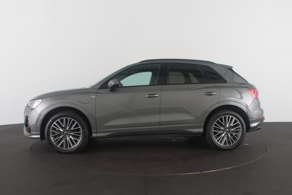 Audi Q3 45 TFSI e S edition Panodak | 245pk | Plug-in Hybride
