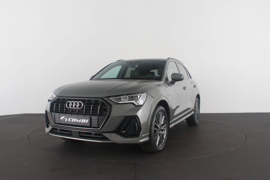 Audi Q3 45 TFSI e S edition Panodak | 245pk | Plug-in Hybride