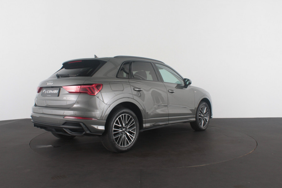 Audi Q3 45 TFSI e S edition Panodak | 245pk | Plug-in Hybride