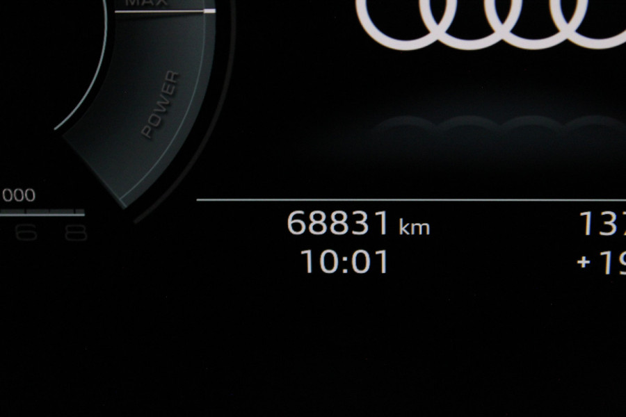 Audi Q3 45 TFSI e S edition Panodak | 245pk | Plug-in Hybride