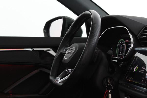 Audi Q3 45 TFSI e S edition Panodak | 245pk | Plug-in Hybride