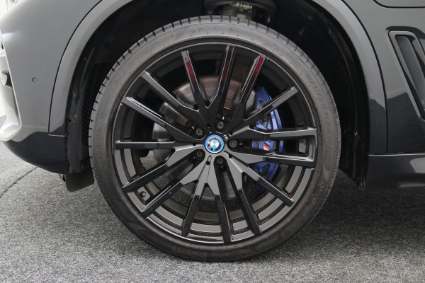 BMW X5 xDrive45e High Executive Laser, Panoramadak, Head-Up, 360° Camera, ACC, Luchtvering, H&K, Trekhaak, 22"