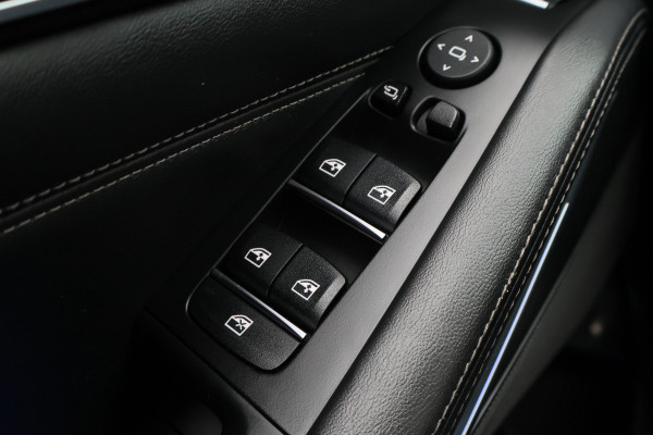 BMW X5 xDrive45e High Executive Laser, Panoramadak, Head-Up, 360° Camera, ACC, Luchtvering, H&K, Trekhaak, 22"