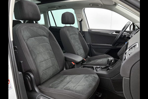 Volkswagen Tiguan 2.0 TSI 4Motion Highline Business R | PANORAMA | HEAD UP | ADAPTIVE | ELEKTR. A-KLEP | STOELVERW. | NAVI |