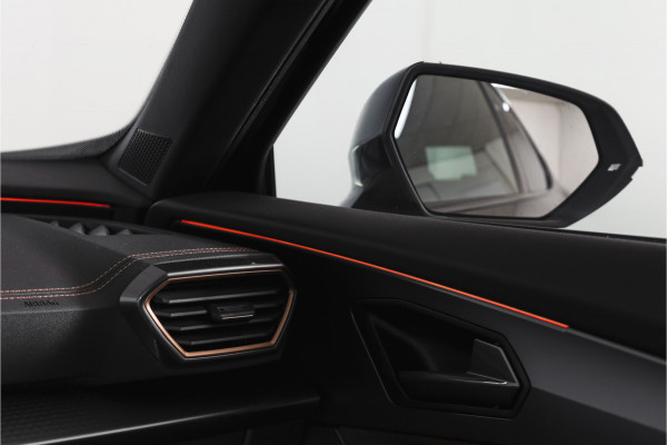 CUPRA Formentor 1.5 TSI e-Hybrid 204 PK Business | S/K-Panodak | Matrix Led | Elek Trekhaak | Dig. Cockpit | Adapt. Cruise | Stoel-+Stuurverw. | PDC | Camera | App. Connect | ECC | Elek. Klep | LM 19" | 7059