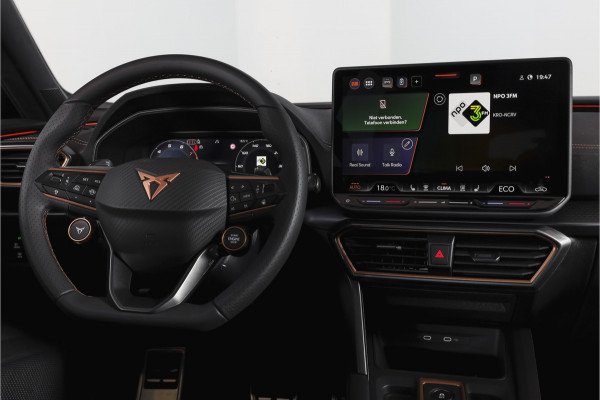 CUPRA Formentor 1.5 TSI e-Hybrid 204 PK Business | S/K-Panodak | Matrix Led | Elek Trekhaak | Dig. Cockpit | Adapt. Cruise | Stoel-+Stuurverw. | PDC | Camera | App. Connect | ECC | Elek. Klep | LM 19" | 7059