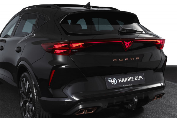 CUPRA Formentor 1.5 TSI e-Hybrid 204 PK Business | S/K-Panodak | Matrix Led | Elek Trekhaak | Dig. Cockpit | Adapt. Cruise | Stoel-+Stuurverw. | PDC | Camera | App. Connect | ECC | Elek. Klep | LM 19" | 7059