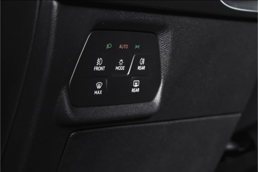 CUPRA Formentor 1.5 TSI e-Hybrid 204 PK Business | S/K-Panodak | Matrix Led | Elek Trekhaak | Dig. Cockpit | Adapt. Cruise | Stoel-+Stuurverw. | PDC | Camera | App. Connect | ECC | Elek. Klep | LM 19" | 7059