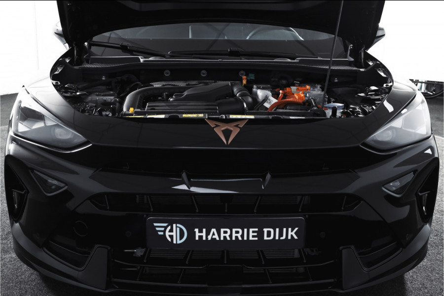 CUPRA Formentor 1.5 TSI e-Hybrid 204 PK Business | S/K-Panodak | Matrix Led | Elek Trekhaak | Dig. Cockpit | Adapt. Cruise | Stoel-+Stuurverw. | PDC | Camera | App. Connect | ECC | Elek. Klep | LM 19" | 7059
