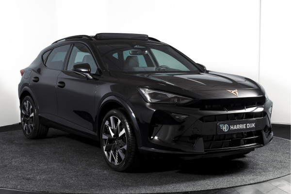 CUPRA Formentor 1.5 TSI e-Hybrid 204 PK Business | S/K-Panodak | Matrix Led | Elek Trekhaak | Dig. Cockpit | Adapt. Cruise | Stoel-+Stuurverw. | PDC | Camera | App. Connect | ECC | Elek. Klep | LM 19" | 7059