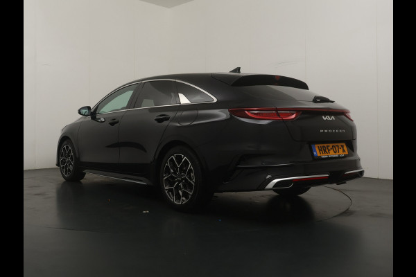 Kia ProCeed 1.5 T-GDi GT-PlusLine - JBL Audio - Apple CarPlay/Android Auto - Stoel-/Stuurwiel verwarming - Navigatie - 7 jaar Fabrieksgarantie