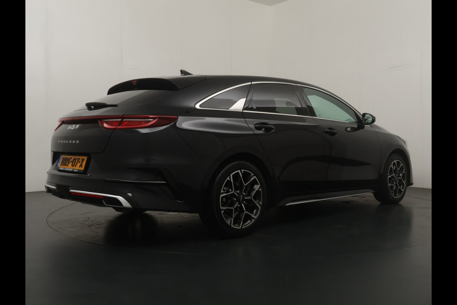 Kia ProCeed 1.5 T-GDi GT-PlusLine - JBL Audio - Apple CarPlay/Android Auto - Stoel-/Stuurwiel verwarming - Navigatie - 7 jaar Fabrieksgarantie