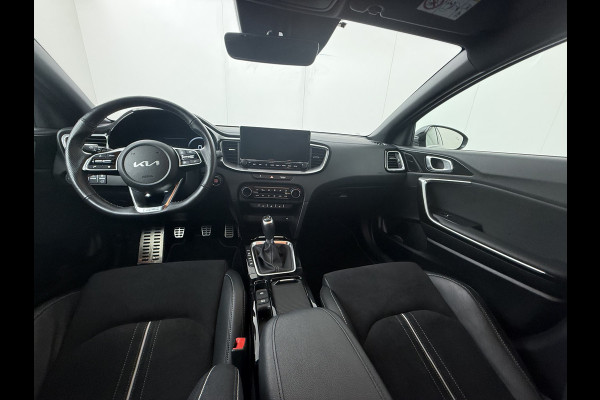 Kia ProCeed 1.5 T-GDi GT-PlusLine - JBL Audio - Apple CarPlay/Android Auto - Stoel-/Stuurwiel verwarming - Navigatie - 7 jaar Fabrieksgarantie