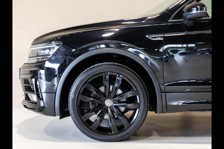 Volkswagen Tiguan Allspace 1.5 TSI 2x R-Line Blackstyle / 150pk / Panorama dak / Rondomzicht camera / Stoelverwarming / Leder /