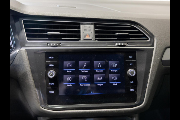 Volkswagen Tiguan Allspace 1.5 TSI 2x R-Line Blackstyle / 150pk / Panorama dak / Rondomzicht camera / Stoelverwarming / Leder /