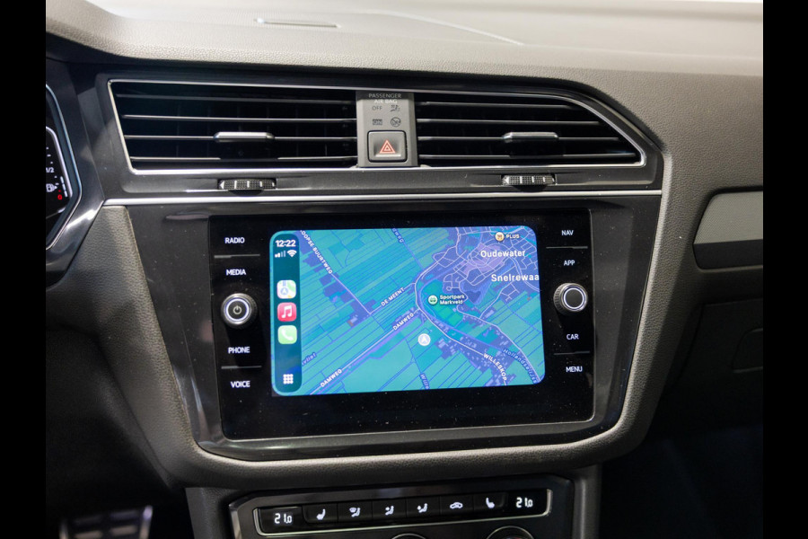 Volkswagen Tiguan Allspace 1.5 TSI 2x R-Line Blackstyle / 150pk / Panorama dak / Rondomzicht camera / Stoelverwarming / Leder /