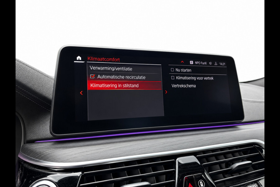BMW 5 Serie 545e xDrive M-Sport | Trekhaak | 19 inch | Camera | ACC | Carplay | Dealer onderhouden | Stuurwiel verwarmd