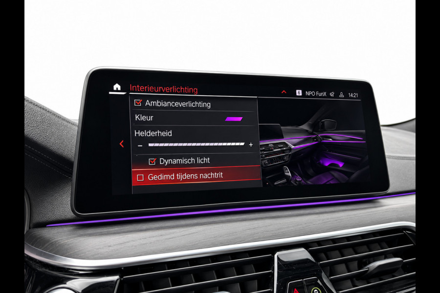BMW 5 Serie 545e xDrive M-Sport | Trekhaak | 19 inch | Camera | ACC | Carplay | Dealer onderhouden | Stuurwiel verwarmd