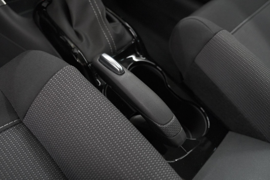 Citroën C3 Aircross PureTech 130 EAT6 Plus | Stoelverwarming | Parkeersensoren | Apple Carplay