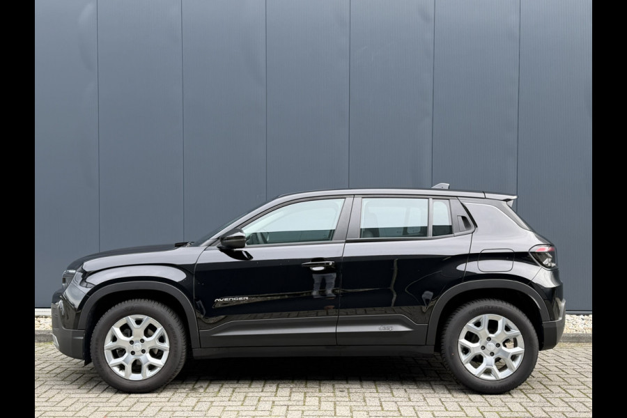 Jeep Avenger 1.2 Altitude | Winterpakket | Camera | Apple/Android CarPlay | JBL audio | Electrische kofferklep | Meer foto's volgen!