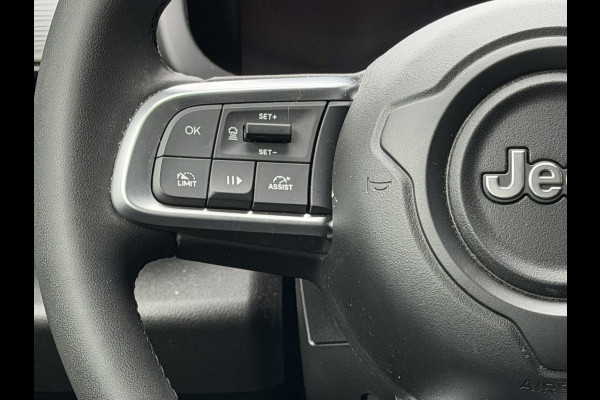 Jeep Avenger 1.2 Altitude | Winterpakket | Camera | Apple/Android CarPlay | JBL audio | Electrische kofferklep | Meer foto's volgen!