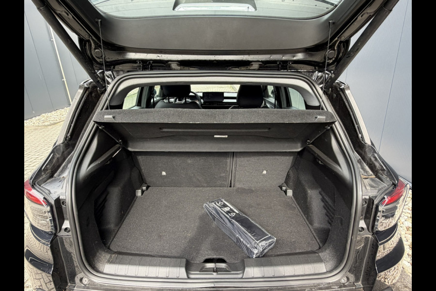 Jeep Avenger 1.2 Altitude | Winterpakket | Camera | Apple/Android CarPlay | JBL audio | Electrische kofferklep | Meer foto's volgen!