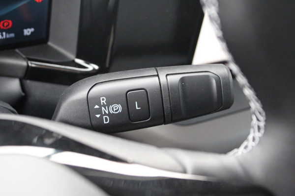 Ford E-Transit Courier Limited 44 kWh 136pk | DEMO | Trekhaak | Driver Assistance Pack met Navigatie | Led laadruimte verlichting | Laadvloerbescherming Rubber