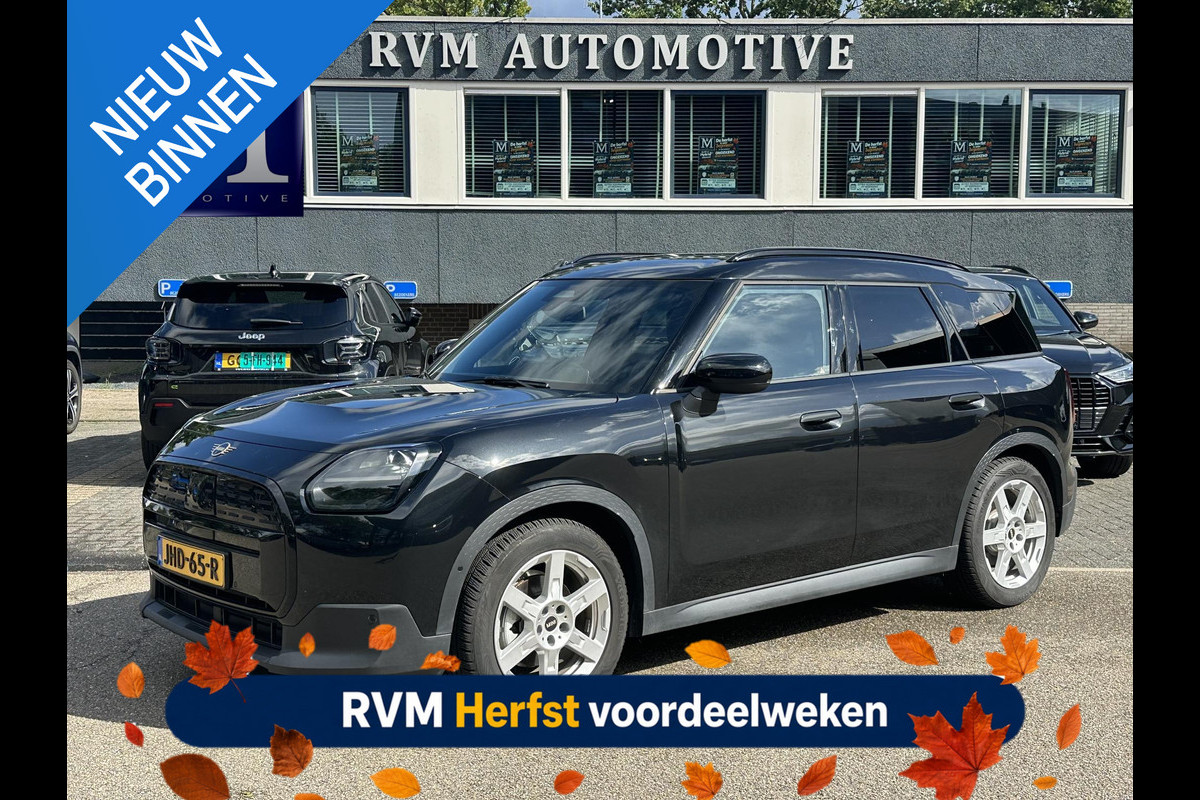 MINI Countryman E Blackyard 66.5 kWh SOH 100% | VAN: € 37.900,- VOOR: € 35.877,- UW HERFSTVOORDEEL: € 2.023,- | HEAD UP DISPAY | ACHTERUIT RIJ CAMERA | STOELVERWARMING | FABRIEKS GARANTIE 10-2028