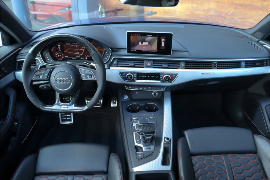 Audi RS4 ABT-R 2.9 Quattro 1/50 **360/Ceramic/Pano/RS Leder**