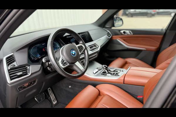 BMW X5 X-Drive 45e M-Sport -50 Jaar Edition Panoramadak Luchtvering 22"Lm Org-Ned Dealer Auto